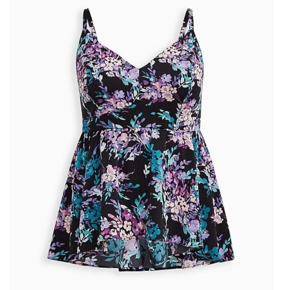 TORRID NWT PEPLUM STUDIO CREPE DE CHINE TOP - Picture 1 of 7